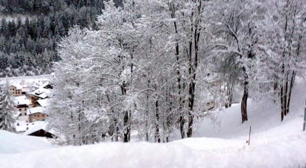 Addio piste da sci senza neve: arriva il laghetto per cannoni