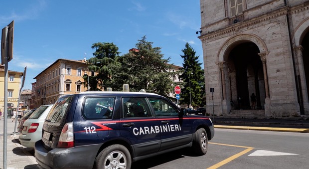 Carabinieri in centro storico (FOTO D'ARCHIVIO)