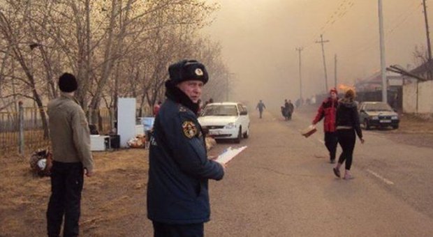 Maxi-incendio in Siberia: 15 morti e 1.200 case distrutte