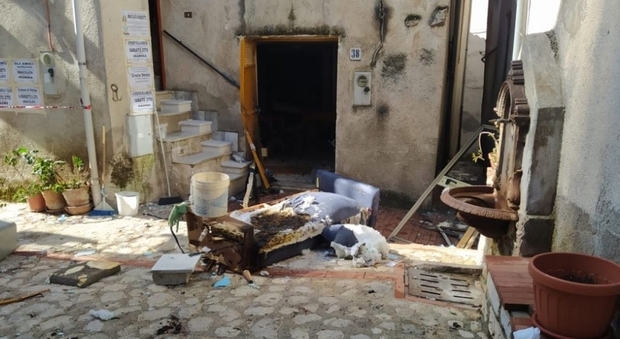 Esplosione della bombola del gas: è morto il 51enne di Petina