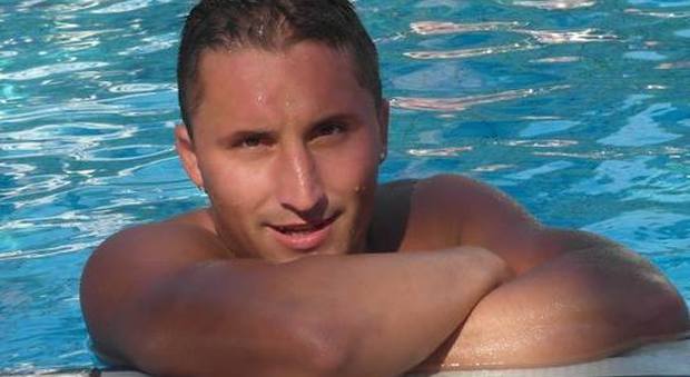 Aron Petre, suicida dopo un video su Facebook