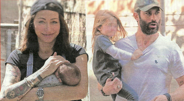 Francesco Arca e Irene Capuano, passeggiata in famiglia: eccoli con i figli Maria Sole e Brando Maria
