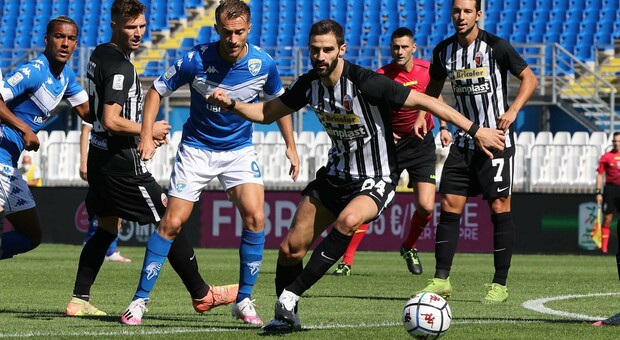 Ascoli subito in gol, pareggia il Brescia: 1-1 al Rigamonti per i bianconeri al debutto