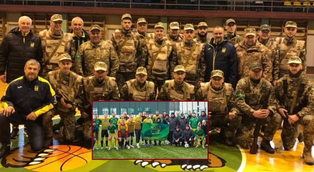 Fc Prykarpattya, la squadra di calcio si unisce all'esercito ucraino: «Ci stanno insegnando a sparare»