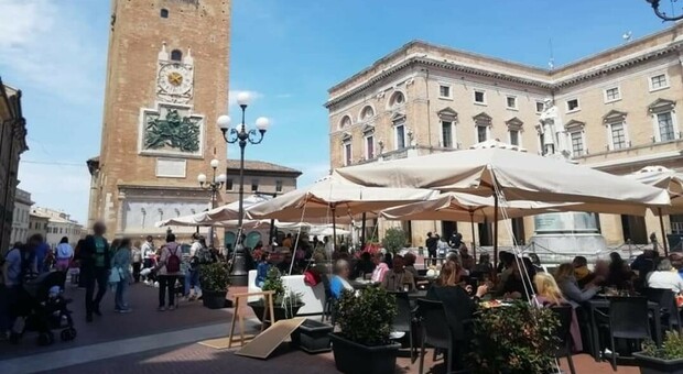 Weekend, è stato boom di turisti a Recanati, Soccio: «Nei musei civici 600 visitatori»