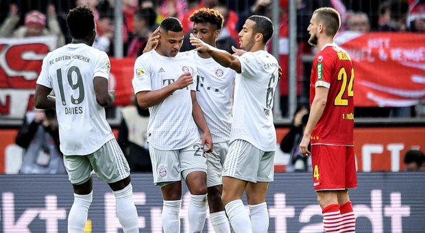 Bundesliga, il Bayern travolge il Colonia e torna in vetta