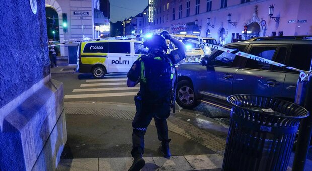 Oslo, spari in un pub gay: due morti e diversi feriti, un arresto. «Si indaga come atto di terrorismo islamista»