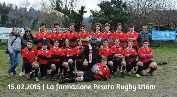 L'under 16 Pesaro Rugby ricorda il piccolo Elia di Macerata