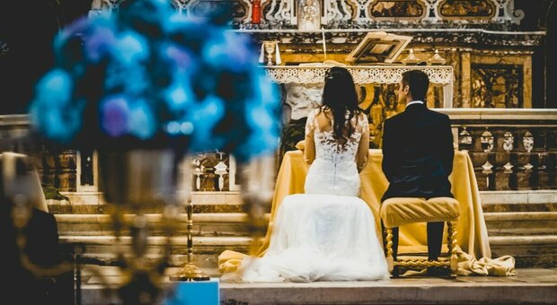 Bonus matrimonio religioso, «20mila euro a chi si sposa in chiesa»: cosa sappiamo della proposta della Lega