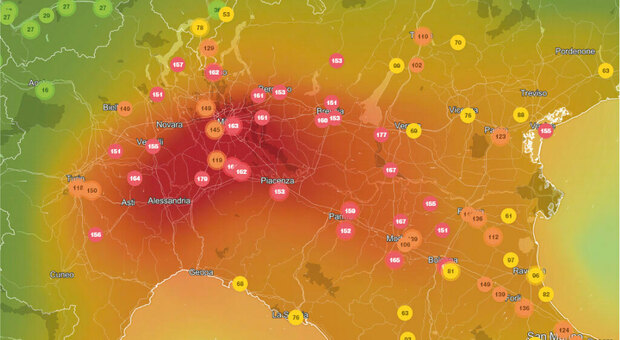 Allarme smog, a Milano e altre 8 province in Lombardia da domani via alle misure di primo livello: blocco auto e limitazioni, ecco cosa prevedono