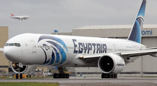 Volo Egyptair precipitato in mare: individuati resti umani e rottami