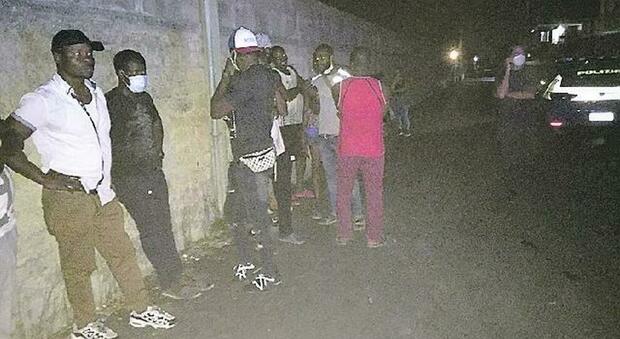 Omicidio a Castel Volturno: africano ucciso nella via della droga