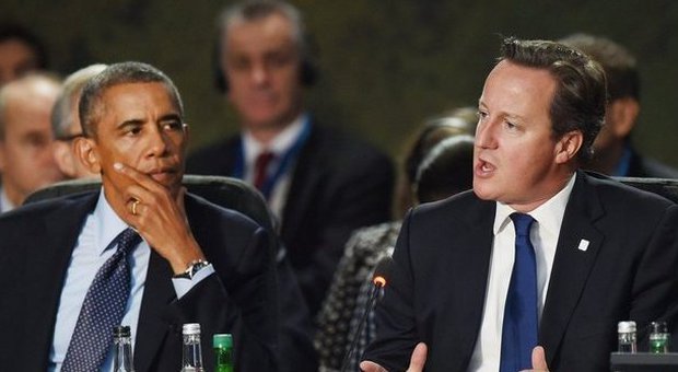Isis, dieci paesi arabi con Obama nella lotta agli islamisti. Cameron: «Raid? Non esclusi»
