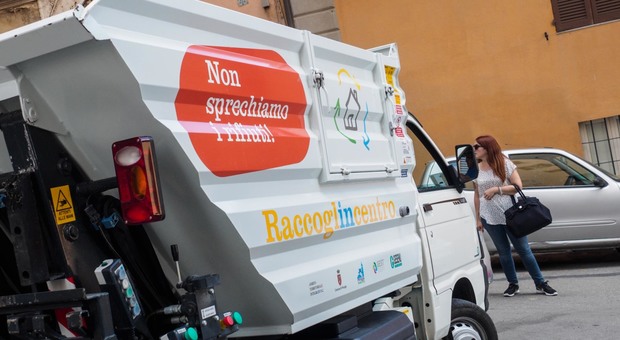 Perugia, i rifiuti diventano una bomba per i conti della giunta Romizi