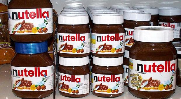 Nutella, Ferrero sospende produzione fabbrica in Francia: «Anomalie» nel livello di «qualità»
