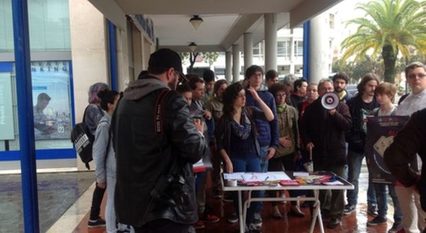 Roma, protesta al Pincio contro i test Invalsi nelle scuole