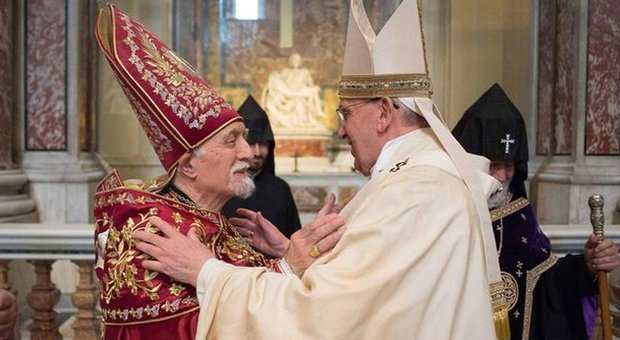 Il Papa e il genocidio degli armeni, ira della Turchia contro il Vaticano: «Non escludiamo nuove misure»