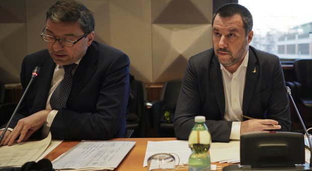 Salvini: «Sradichiamo la delinquenza nel calcio. Sì a stadi di proprietà con camere di sicurezza»