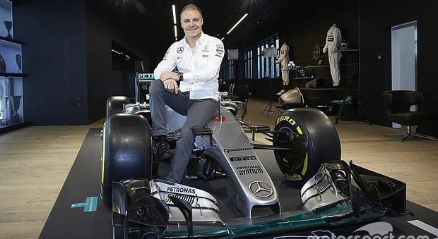 Mercedes, Bottas: «Con Hamilton sarà una battaglia dura ma leale»