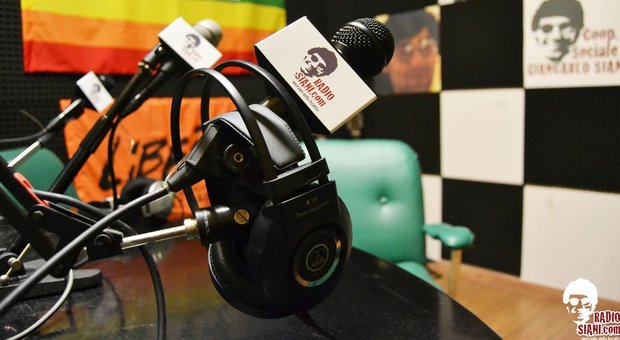 Non solo radio, la sfida anticamorra di Radio Siani