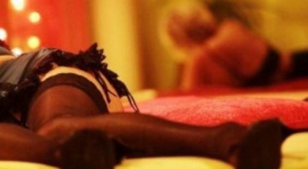 Giro di prostituzione in casa Arrestata una brasiliana di 57 anni