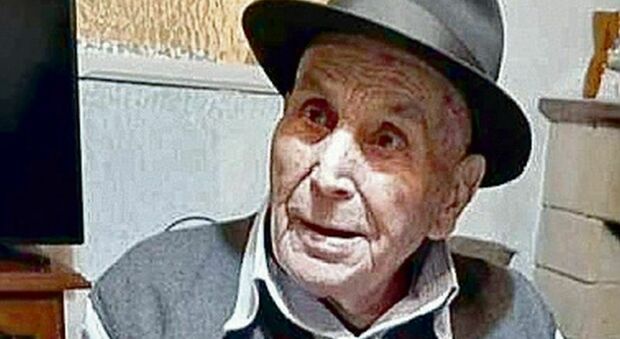 Novoli in festa per nonno Angelo: oggi compie 100 anni