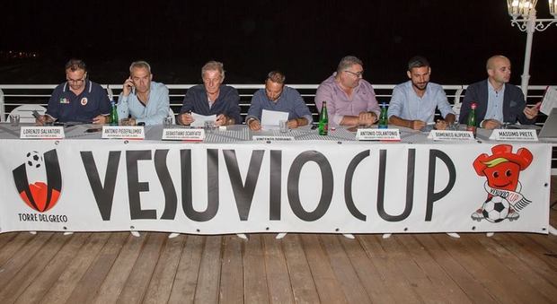 Cento squadre da tutta Europa: la Turris presenta la Vesuvio Cup