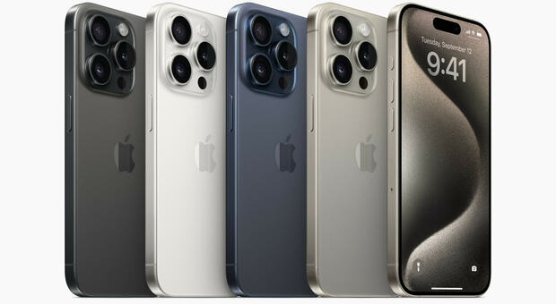 iPhone 15, dal prezzo ai colori: tutte le novità sullo smartphone. Caricabatterie unico in linea con l'Ue