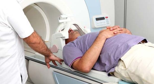 Radioterapia, “al Moscati macchinari guasti e vecchi”