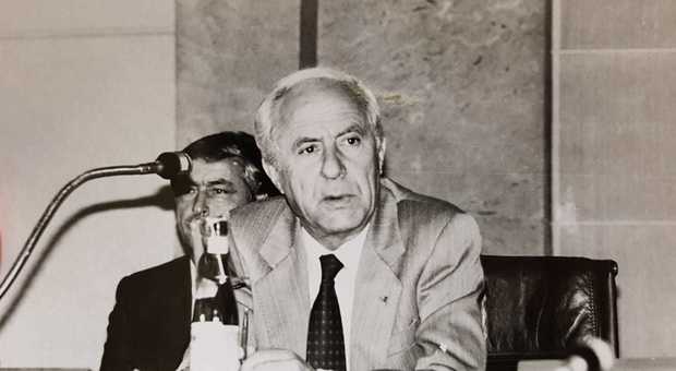 Pescara, morto a 93 anni l'ex sindaco Michele De Martiis