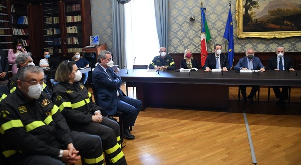 Napoli, tutela ambientale: rinnovato l'accordo quadro su incendi e rifiuti