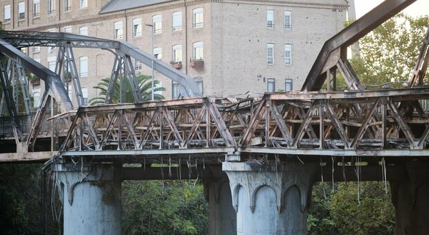 Ponte di Ferro, il sogno dell'800 che univa i quartieri della modernità