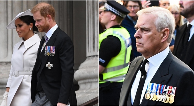 Regina Elisabetta, i funerali. Il principe Andrew (bandito) potrà indossare l'uniforme militare, ma Harry no: ecco perché