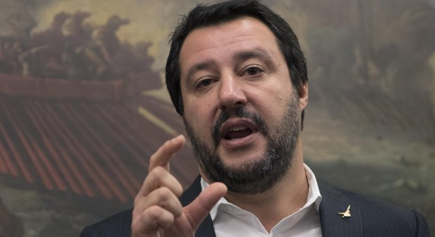 Biotestamento, Salvini: «Mi occupo dei vivi, non dei morti». Scoppia la polemica