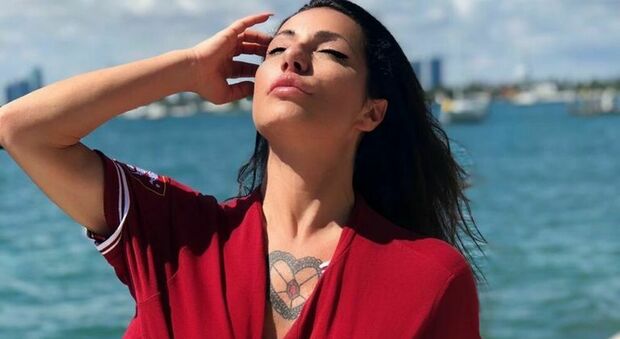 Priscilla Salerno pazza per la Salernitana: «Ora sogno Nainggolan e Belotti»