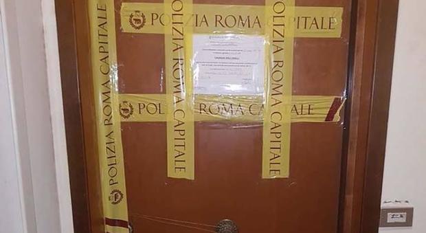 Roma, Raggi: «Scoperta casa popolare subaffittata e senza canone pagato»