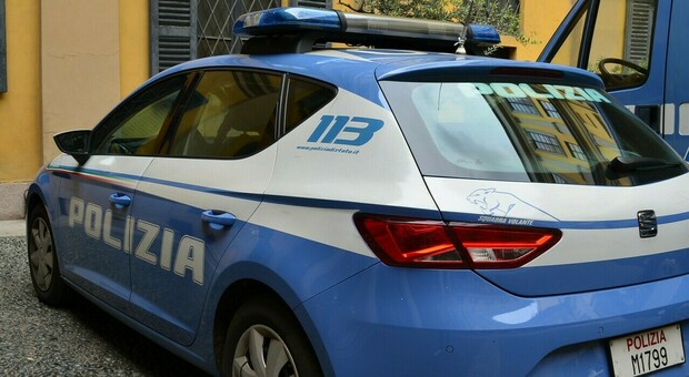 «Suo figlio ha investito un uomo, servono 7500 euro»: arrestato 18enne napoletano, aveva truffato un'anziana in strada
