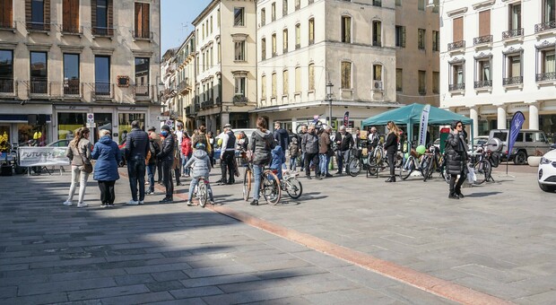 Domenica ecologica, primo stop alle auto: assalto in centro a Padova