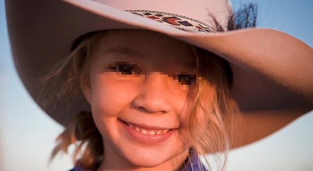 immagine Australia, 14enne perseguitata on line dai bulli si toglie la vita: il padre invita al funerale chi la prendeva in giro