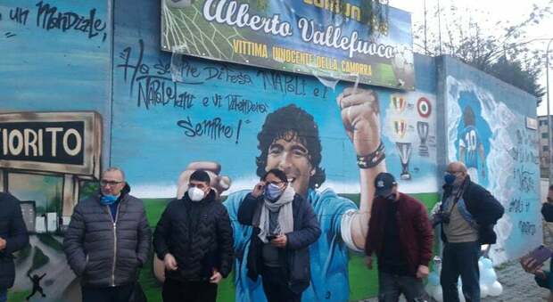 Tre murales per Maradona, a Mugnano il taglio del nastro con Diego Junior, Pavarese, Filardi e Carannante