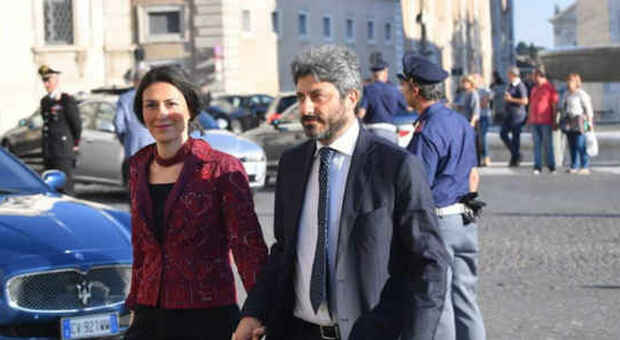 De Majo lascia il Comune di Napoli, la compagna di Fico la difende: «Eleonora è una risorsa»