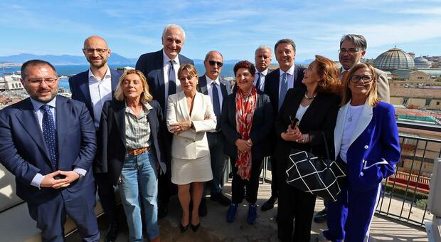 Renzi a Napoli con i candidati alle Europee