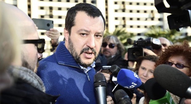 Salvini: «Babygang napoletane, non serve una tiratina d'orecchie ma pene severe»