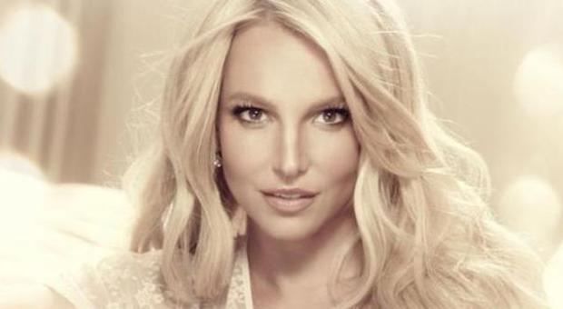 Britney Spears dimagrita e sexy: sfoggia la sua linea nuova di zecca