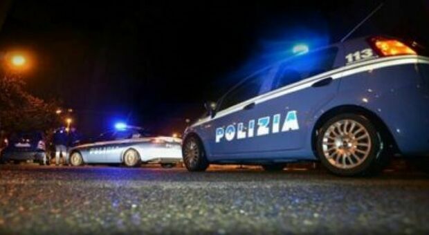 Perde il controllo della propria auto sull'Asse ad Ancona: automobilista multato