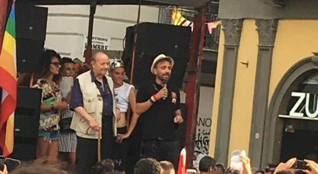 Antonio Amoretti al Pride di Napoli