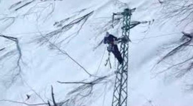 Maltempo/Valanga Ossola, snowborder muore Slavina a Misurina: sciatore in gravi condizioni