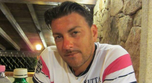 Trovato morto nella stanza d'hotel in Messico: Luca era padre di un bimbo piccolo