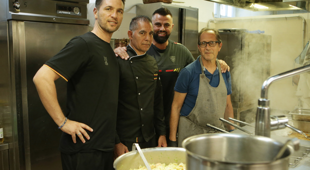 Pasta, carne e pesce: ecco cosa mangiano i giocatori del Lecce in ritiro