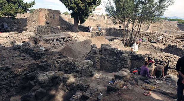 Pompei, tornano alla luce le antichissime terme repubblicane | Foto